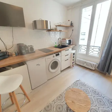 Sweet Champs Elysees Apartment Paris